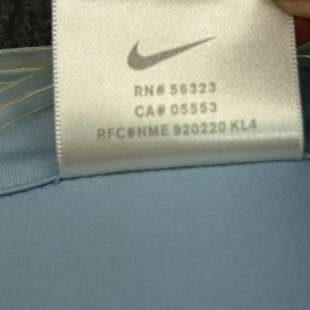 NIKE Golf Dri-Fit Women's Shirt Medium Short Sleeve Polo Ice Blue Preppy Sporty - Picture 5 of 12